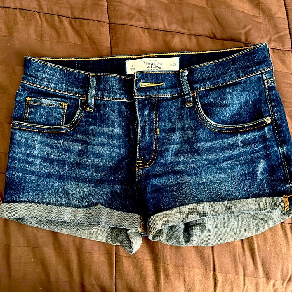 Jeans shorts. Abercrombie & Fitch. Size 4. Waist 27
